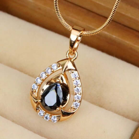 "Teardrop Black Stone Pendant with White Crystals in Gold Plating, XPPT1800 - Picture 1 of 13